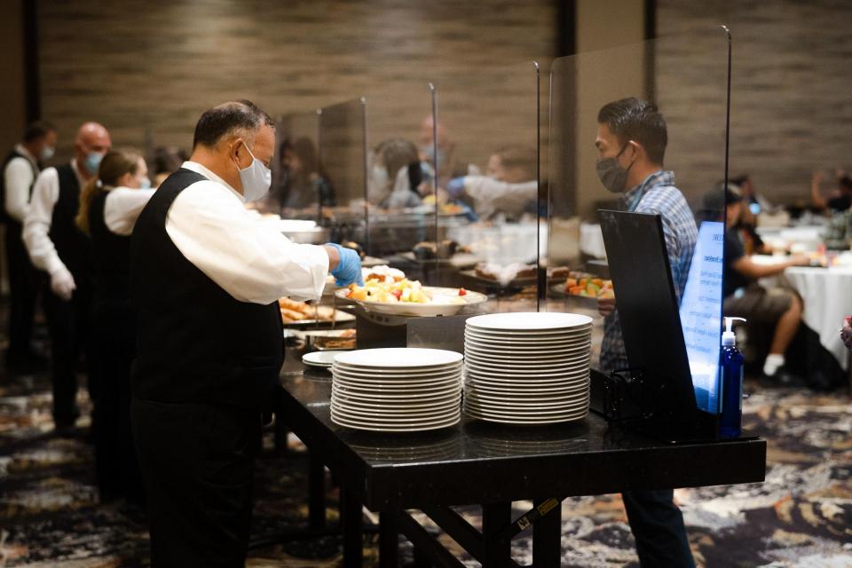 Covid safe lunch serving