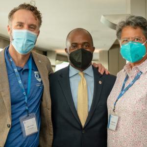 Tony Thurmond with CFT officers